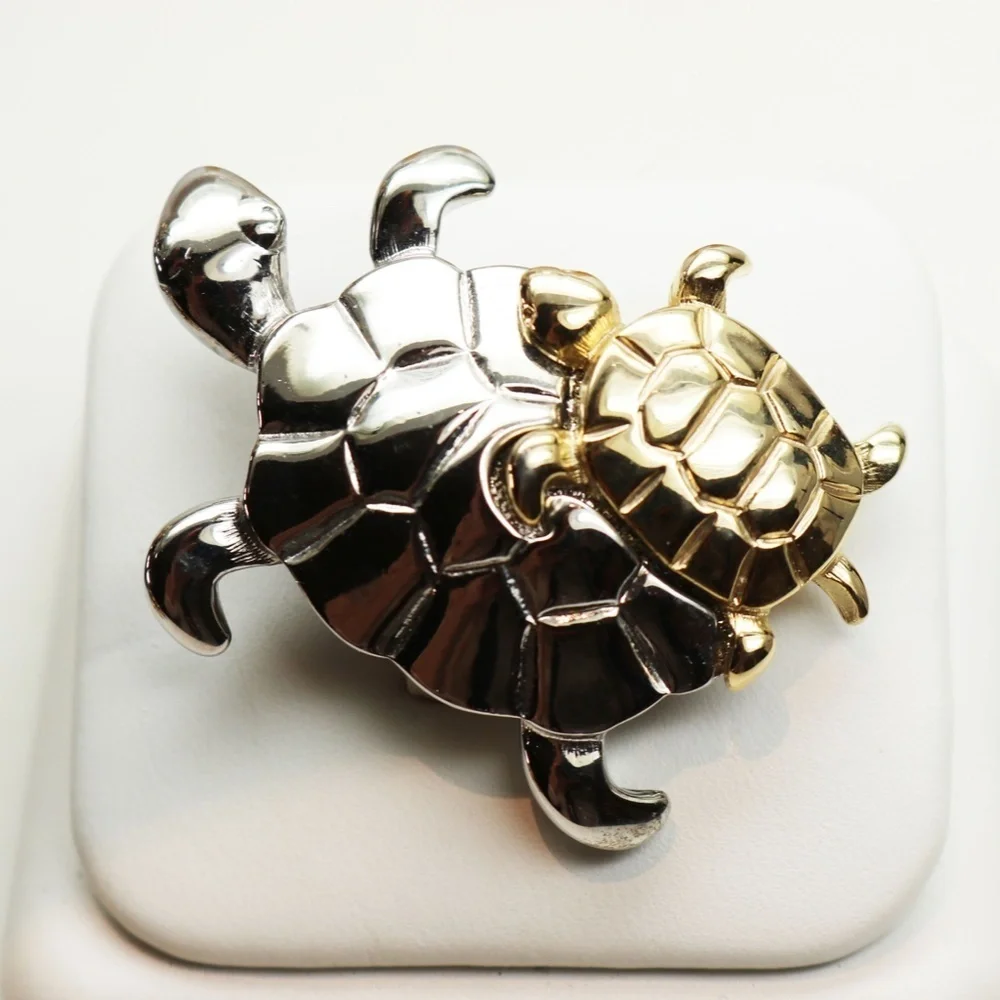 GOLD & SILVER PLATED LIZ CLAIBORNE TURTLE BROOCH